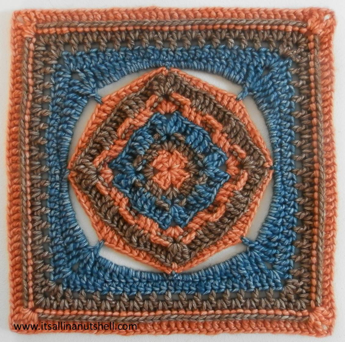 Stephan afgan square free pattern